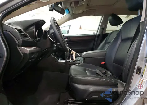 2017 Subaru Outback 2.5I Limited z USA, uszkodzony, nr VIN 4S4BSANC0H3219011